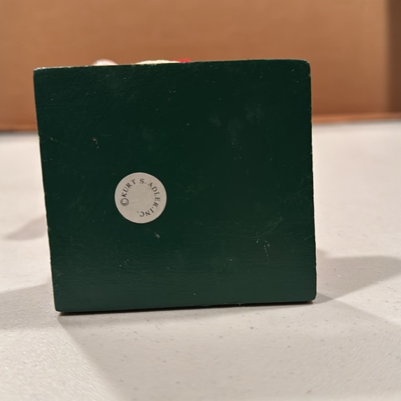 Fireman Nutcrackerer. - Picture 5 of 6